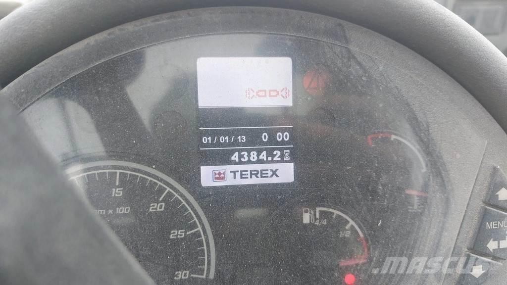 Terex A600 越野起重機