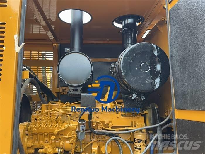 CAT 160K 平土機