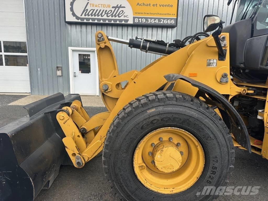 CAT 914 M 輪胎式裝載機