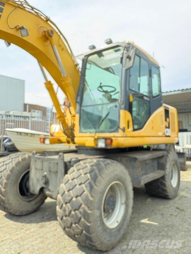 Komatsu PW 130-7K 旋轉式挖土機/掘鑿機/挖掘機