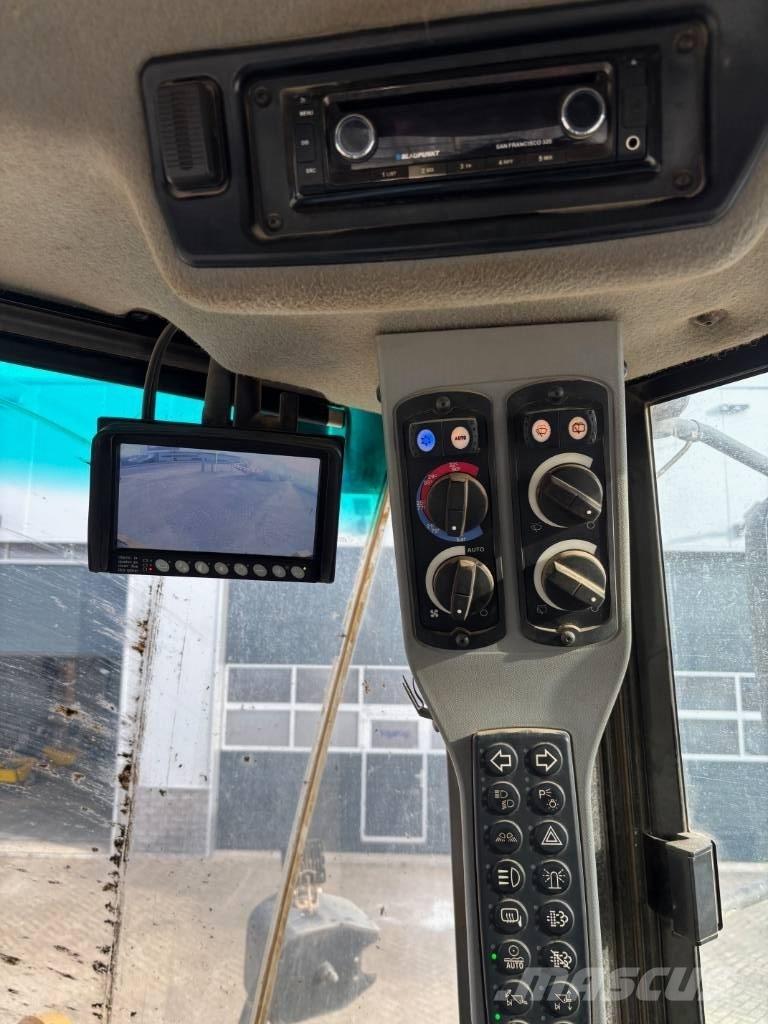 CAT 950 K 輪胎式裝載機