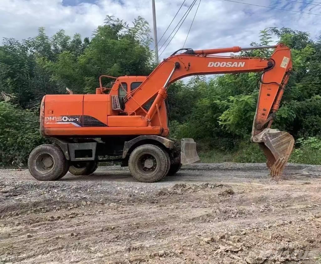 Doosan 150 W-7 旋轉式挖土機/掘鑿機/挖掘機