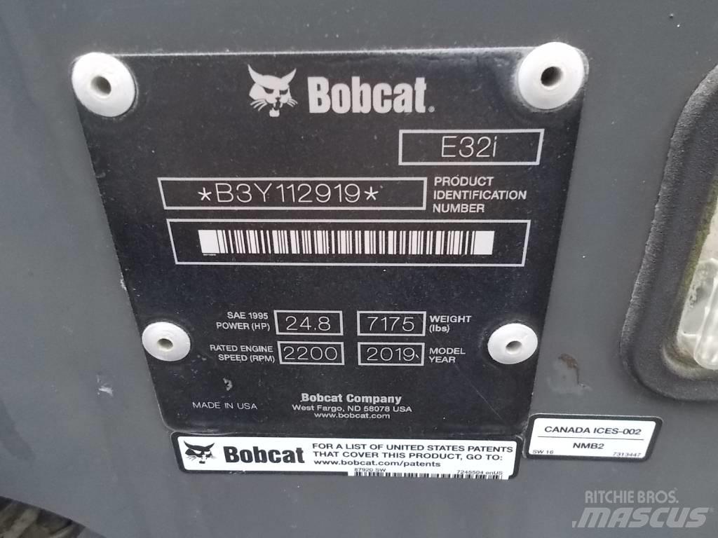 Bobcat E32i 小型挖土機/掘鑿機<7t(小型挖掘機)