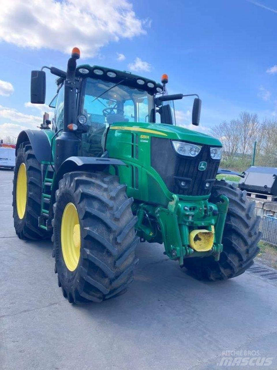 John Deere 6250R 曳引機