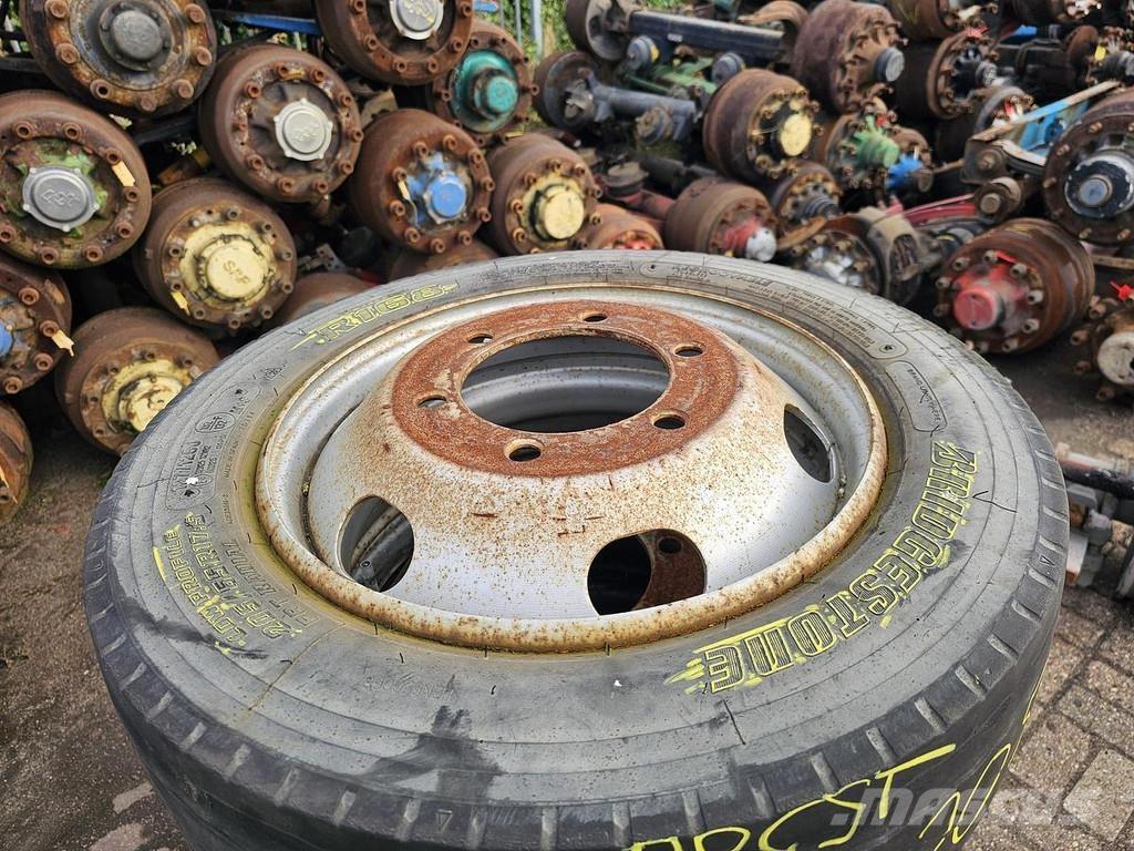 Bridgestone R 168 平板式/側卸式卡車