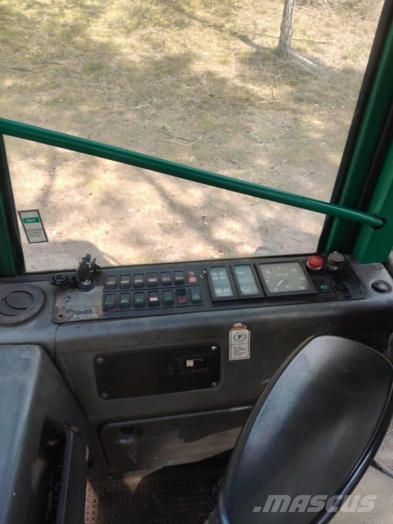Timberjack 1010D 集運機