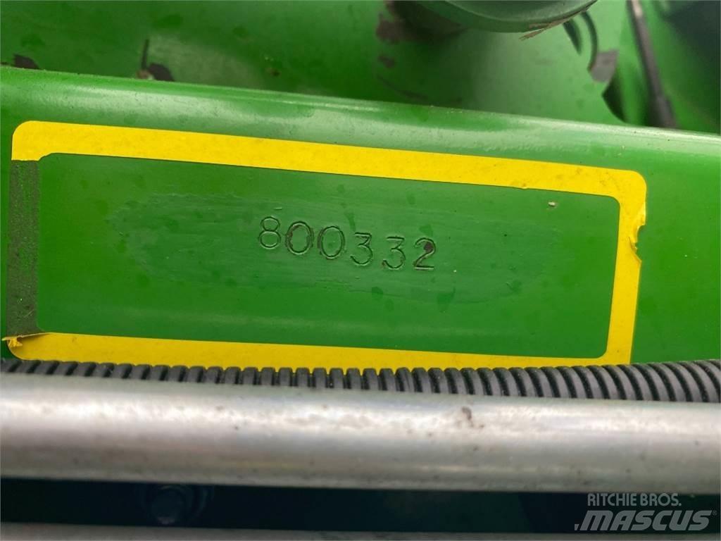 McHale V660P 圓型牧草打包機