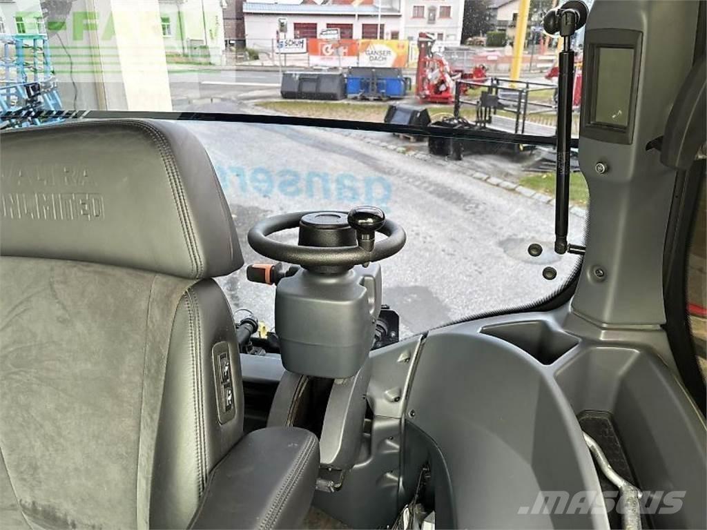 Valtra q305 曳引機