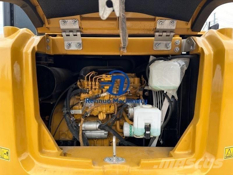 CAT 307E2 小型挖土機/掘鑿機<7t(小型挖掘機)