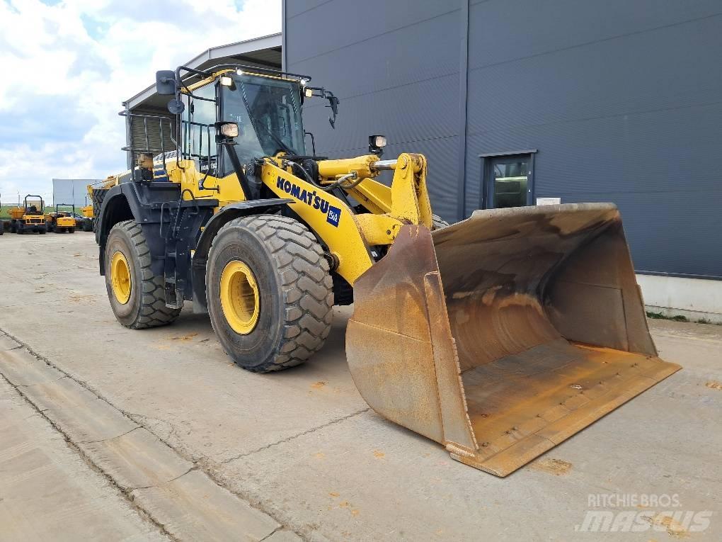 Komatsu WA480-8 輪胎式裝載機