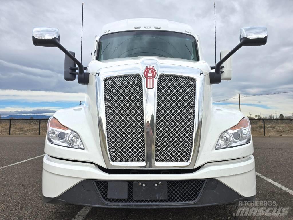 Kenworth T 680 曳引機組件