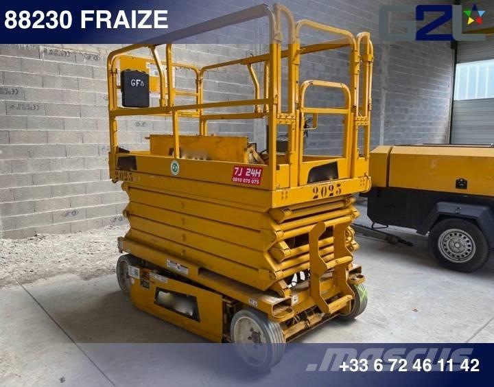 JLG 3246 ** A REPARER** 剪式升降機