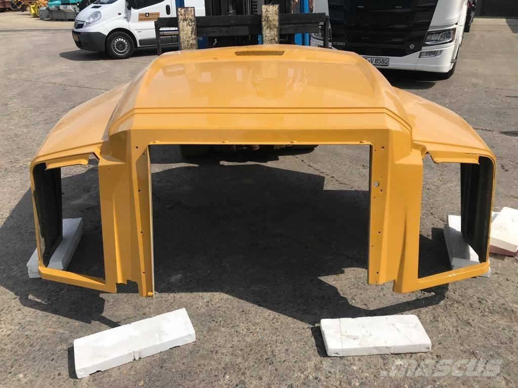 CAT 735 B Hood 底盤和懸架