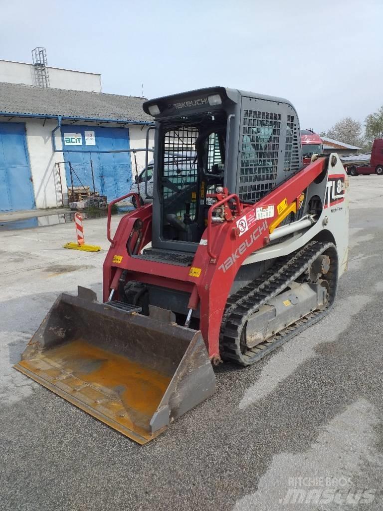 Takeuchi TL8 滑移轉向裝載機