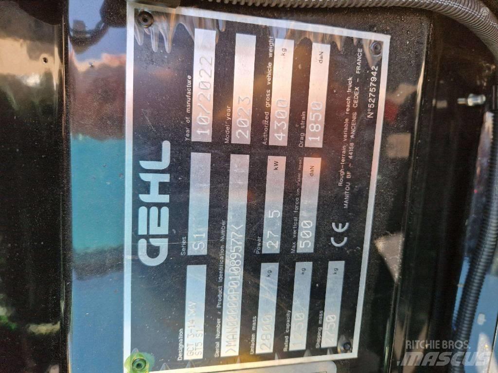 Gehl GCT 3-14 伸縮臂操作車