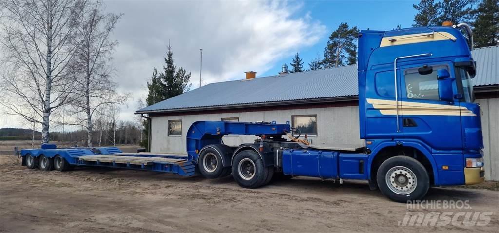 Scania R144 運輸車輛