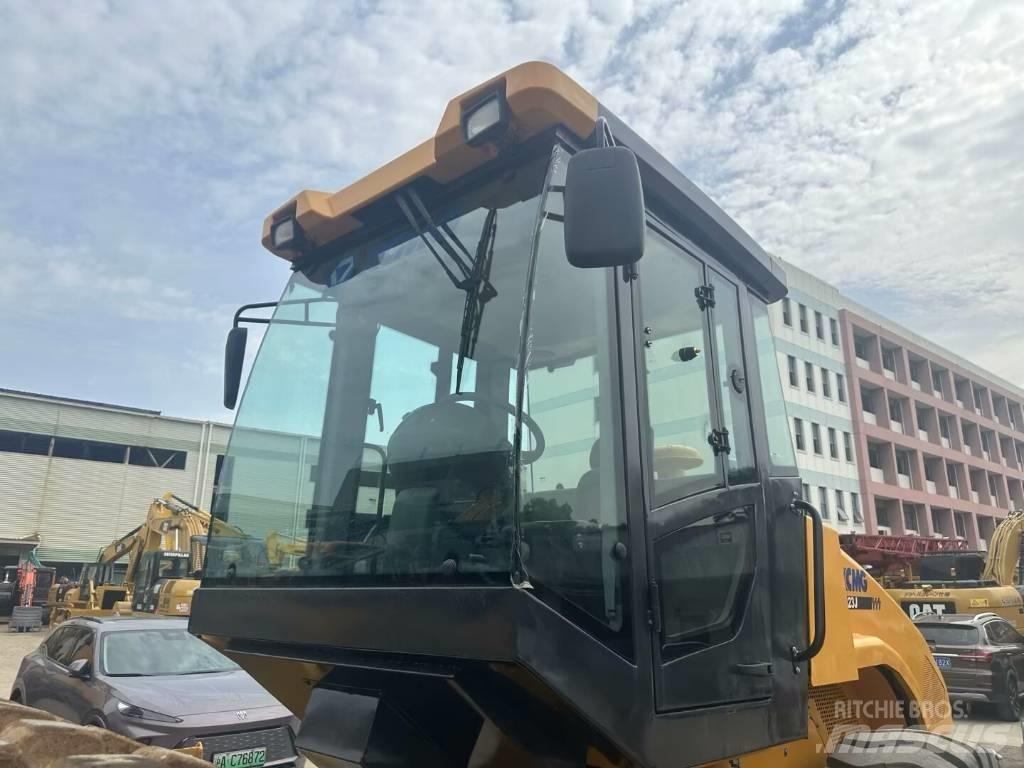 XCMG XS 223 J 單輪滾壓機