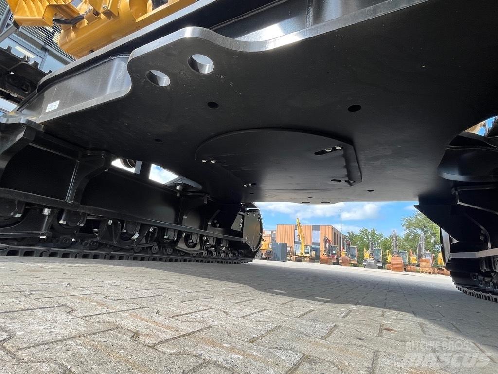 CAT MH3250 廢棄物/工業用操作車