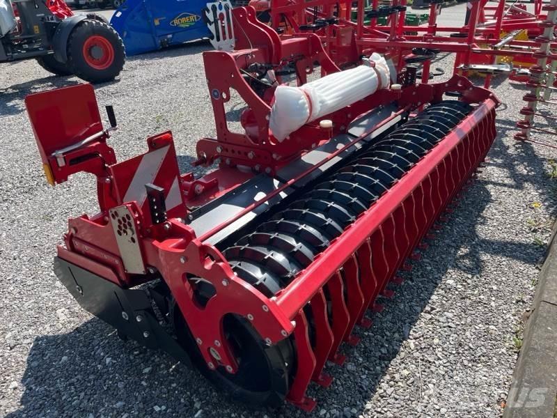Horsch Kredo 3 HD 動力耙和旋轉式耕耘機