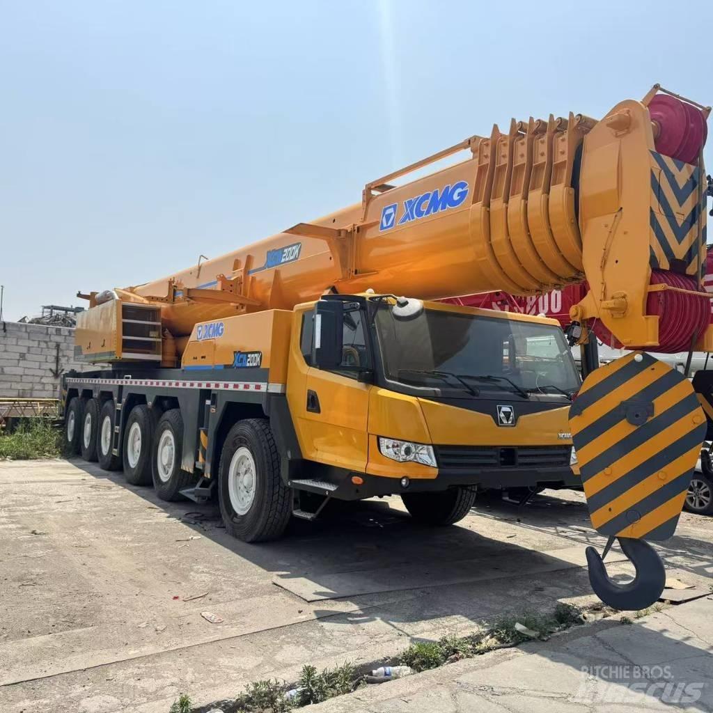XCMG XCA 200 越野起重機