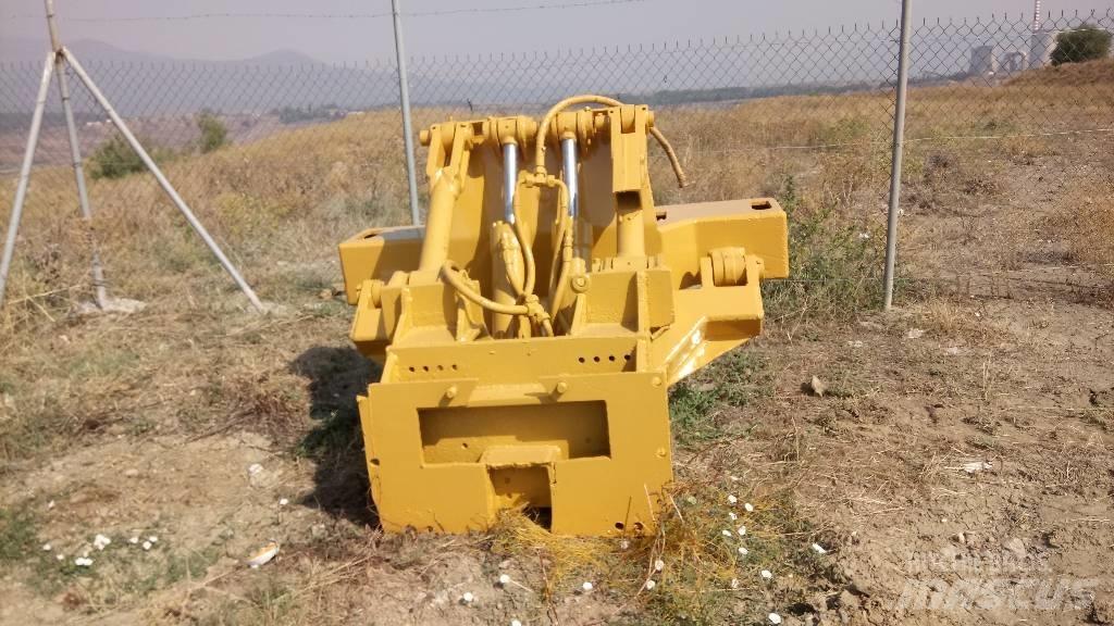 CAT D 6 底盤和懸架