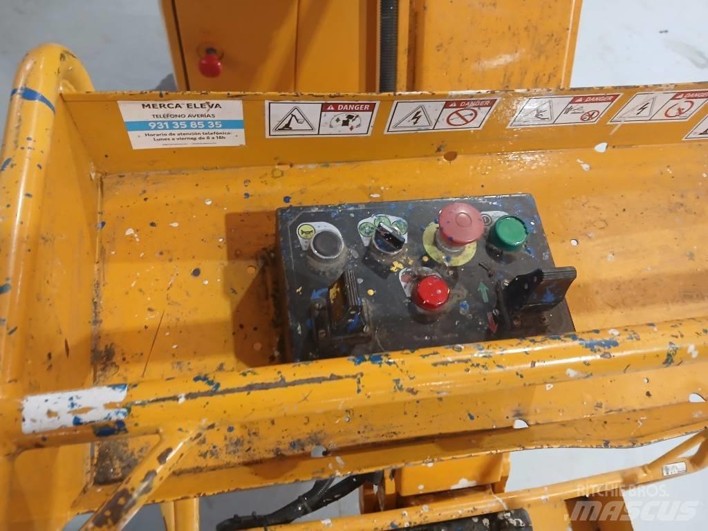 Haulotte Star 10 緊湊型自走式伸縮臂式升降機