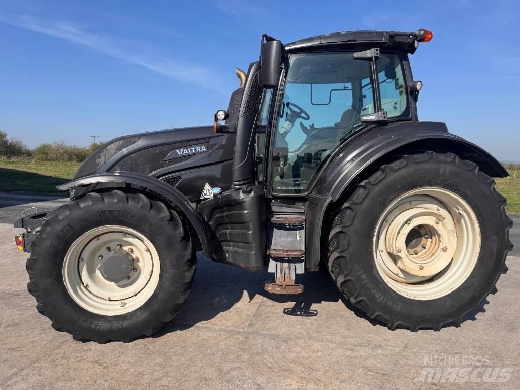 Valtra T 174 曳引機