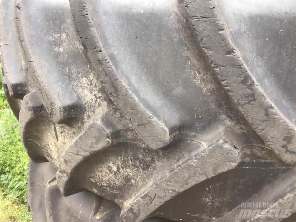 Mitas 680/80R42 輪胎、車輪和輪圈
