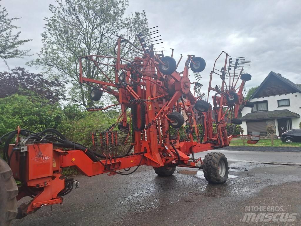 Kuhn GA 15021 堆草機