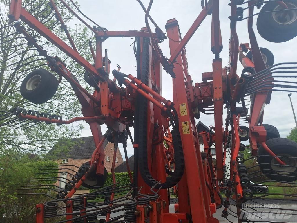 Kuhn GA 15021 堆草機