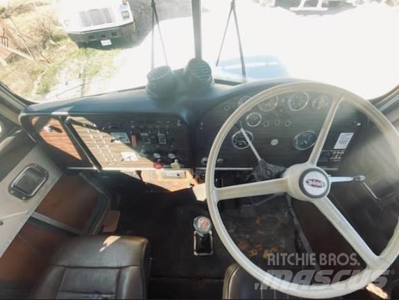 Peterbilt 359 曳引機組件