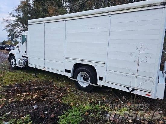 Kenworth T280 飲料運輸卡車