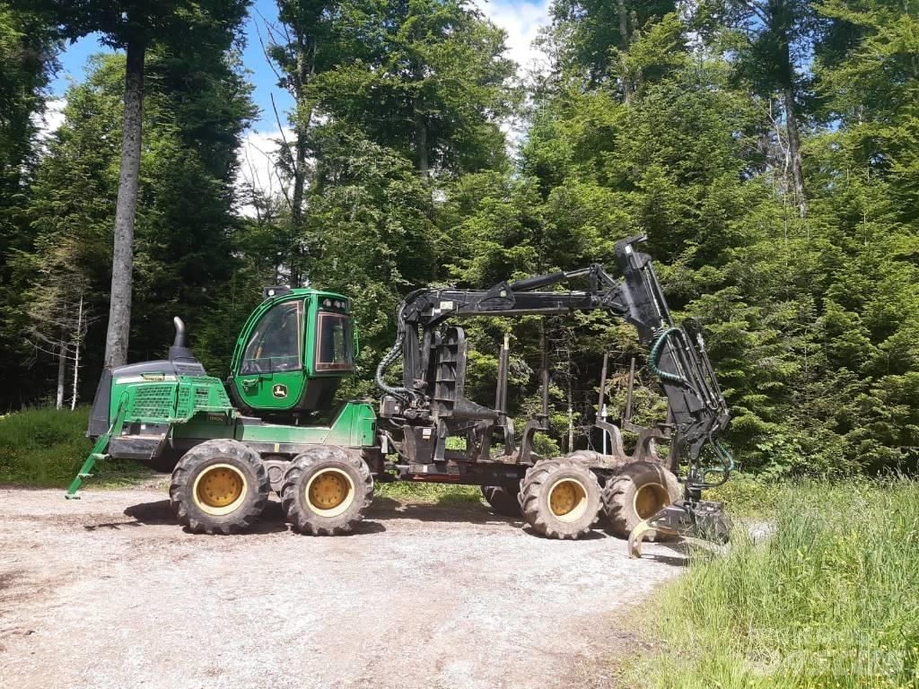 John Deere 1110G 集運機