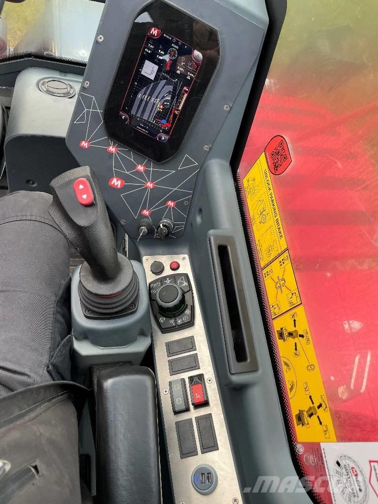 Magni RTH 4.18 Smart 伸縮臂操作車