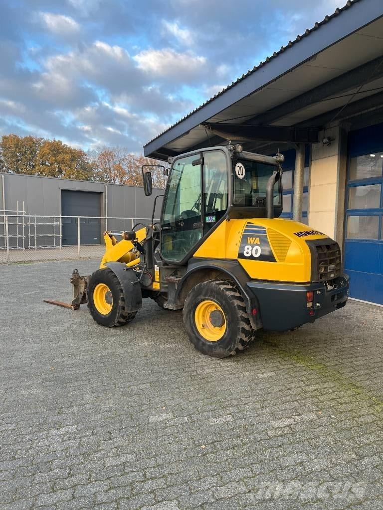 Komatsu WA 80-6 輪胎式裝載機