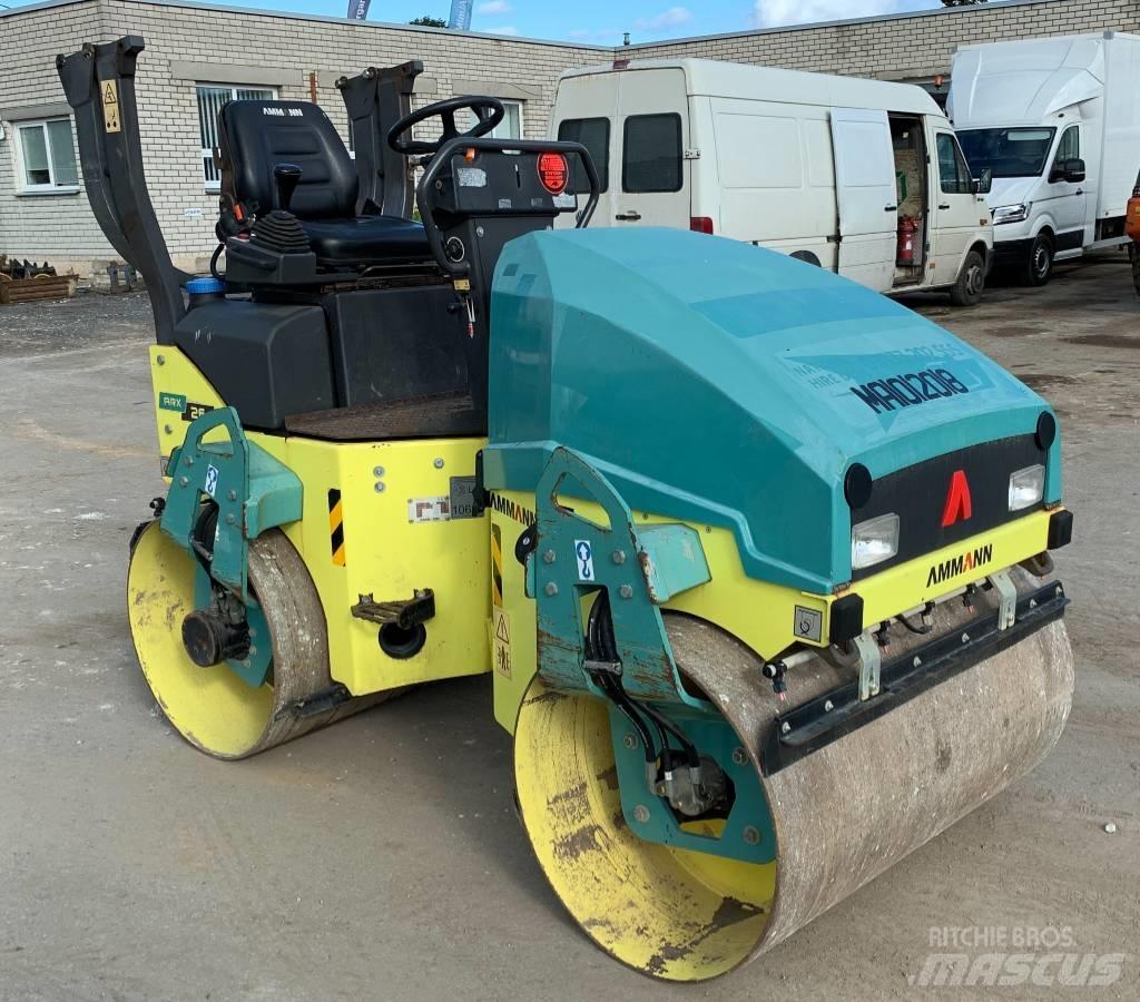Ammann ARX 26 雙輪滾壓機