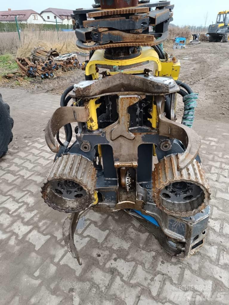 John Deere 1070G 收穫機