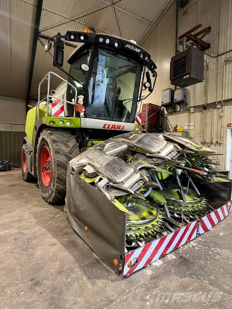 CLAAS Jaguar 940 自走式飼料採集機