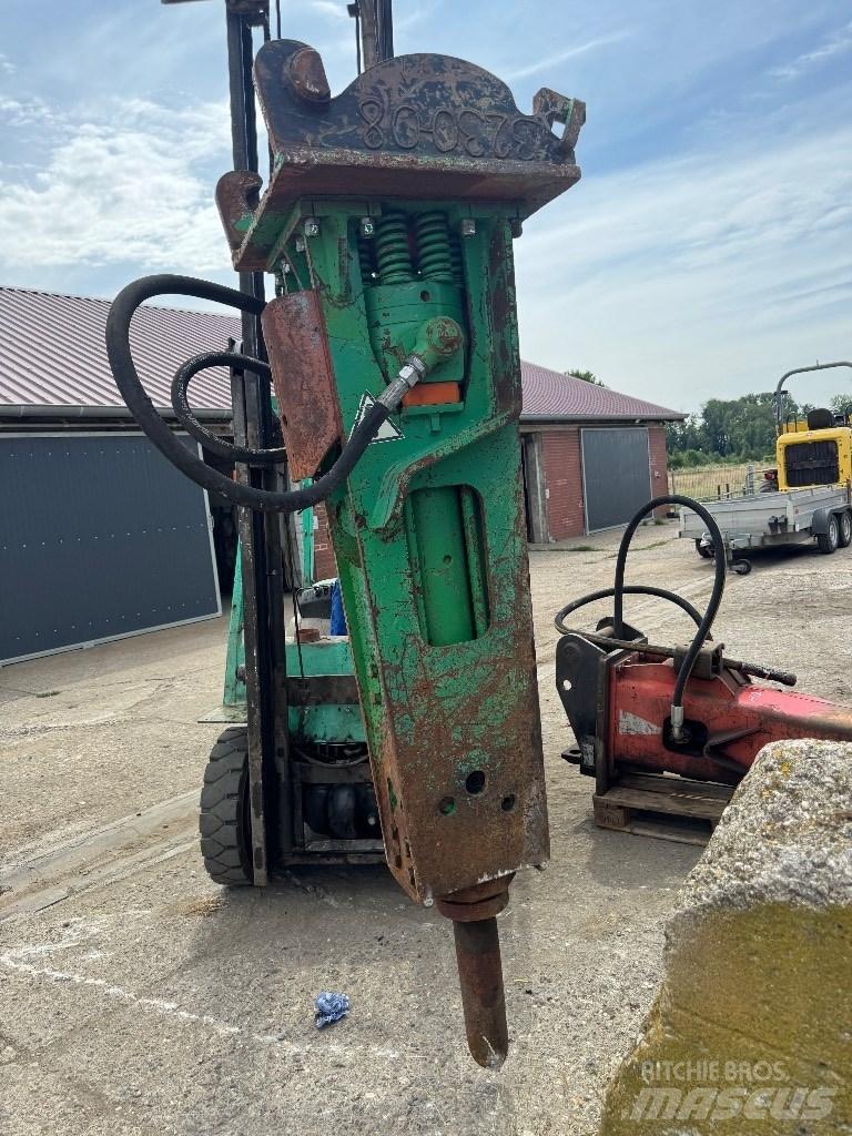 Montabert V 1200 BRH 液壓打樁錘