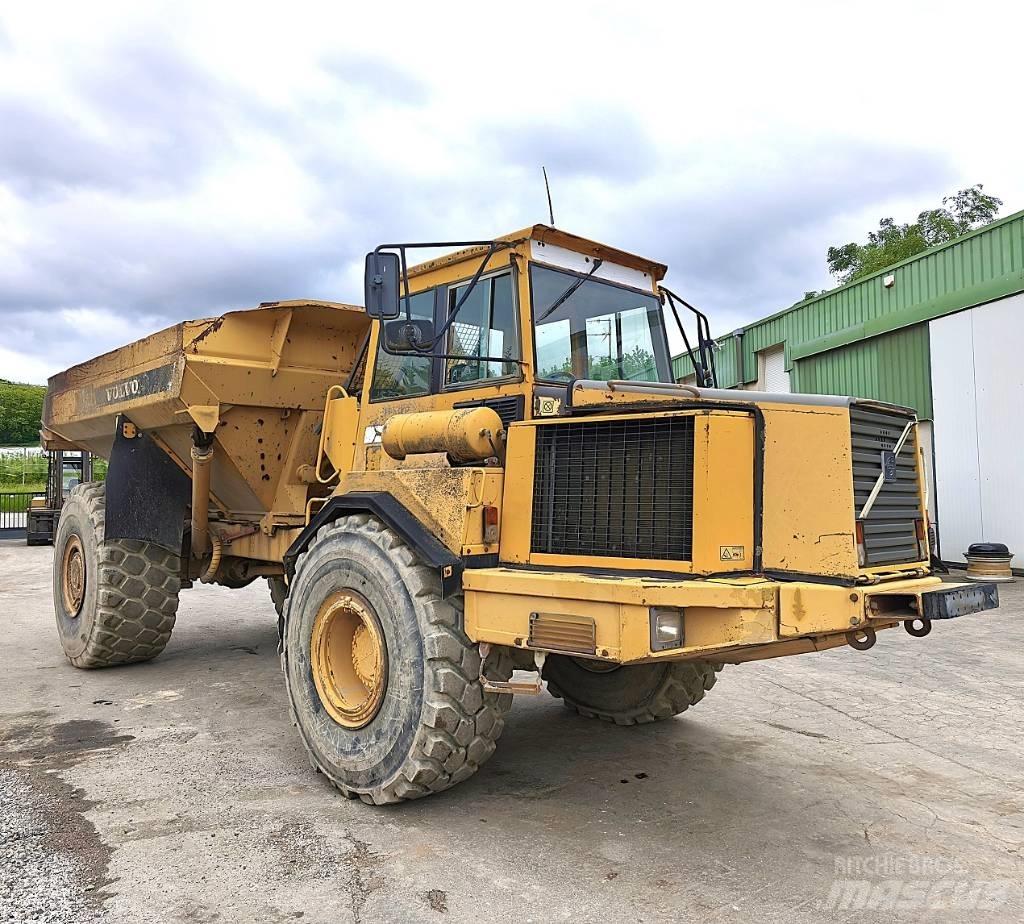 Volvo A 25 C 鉸接式起吊車