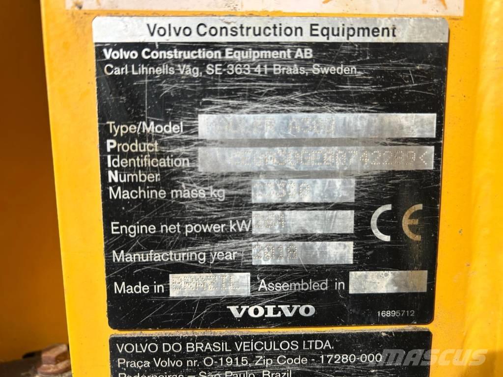 Volvo A 30 G 鉸接式起吊車