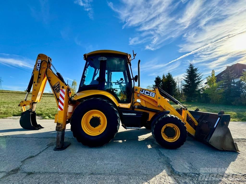 JCB 3CX 反鏟裝載機