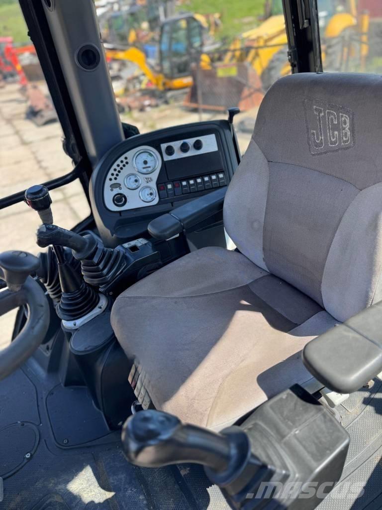 JCB 3 CX 反鏟裝載機