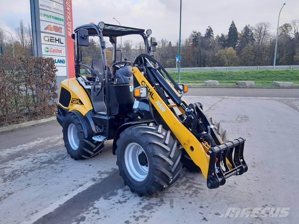 Gehl AL 530 多功能裝載機