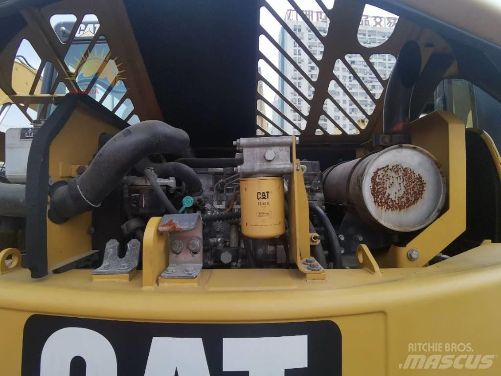 CAT 307 D 小型挖土機/掘鑿機<7t(小型挖掘機)