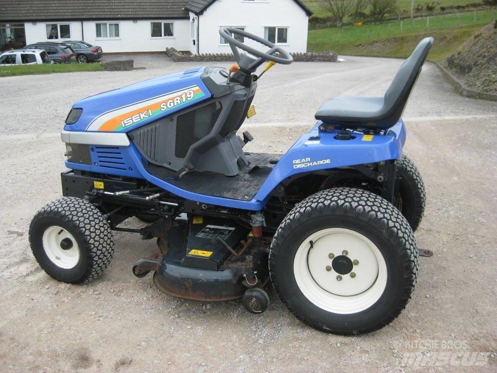 Iseki SGR 19 騎乘式割草機