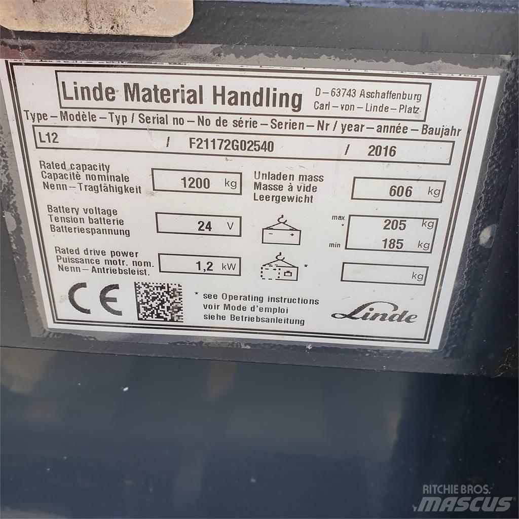 Linde L12 行走控制式堆積機