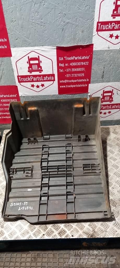 Scania R 440.  2196771 電子設備