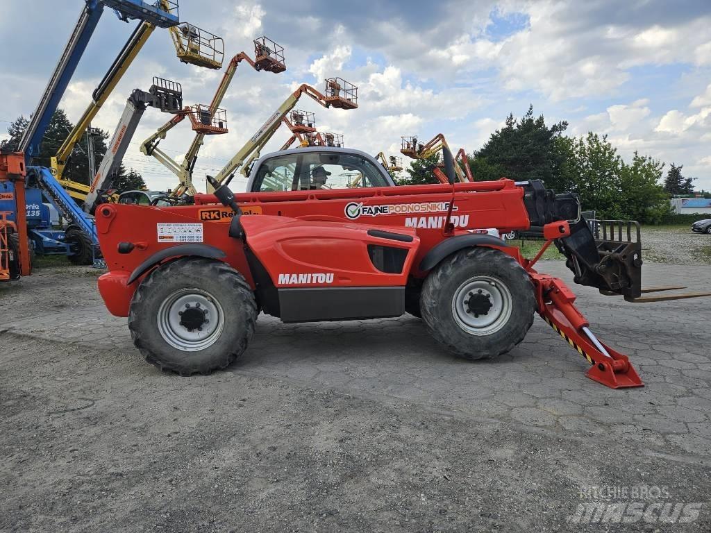 Manitou MT 1440 伸縮臂操作車