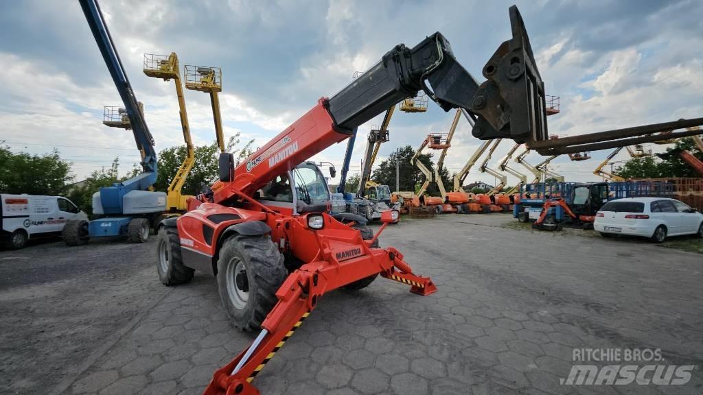 Manitou MT 1440 伸縮臂操作車